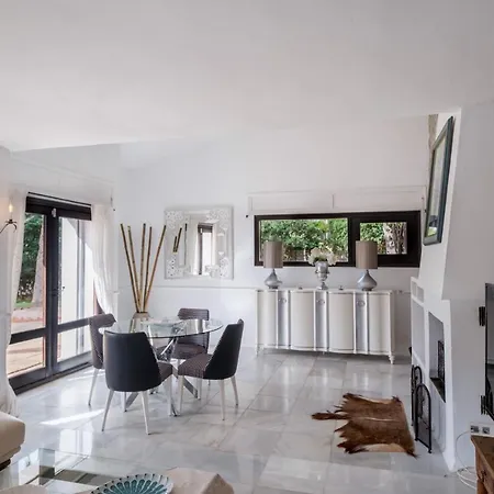 By The Beach Mediterranean Style Marbella