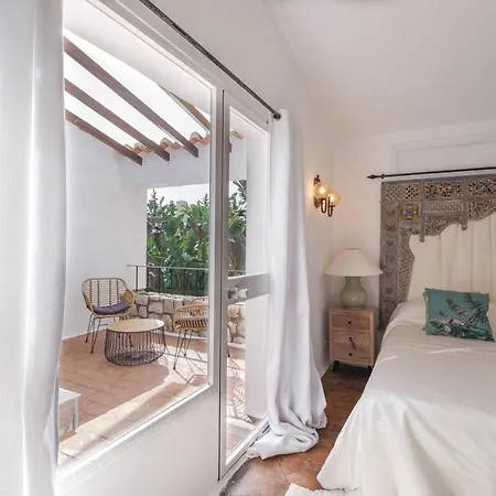 Villa By The Beach Mediterranean Style Marbella